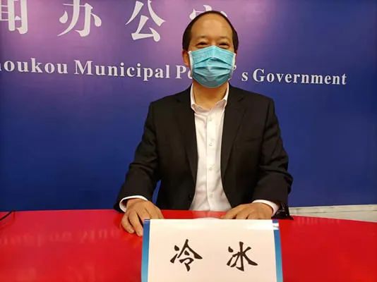 河南日报记者谢谢朱良杰先生.