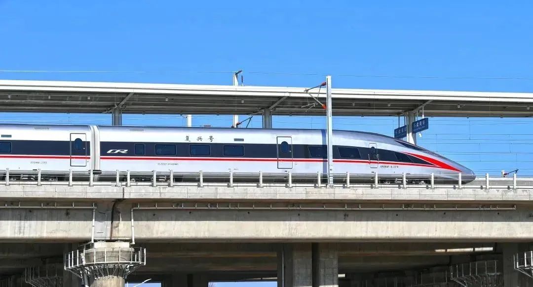 揭秘复兴号动车组与郑州铁路的不解之缘